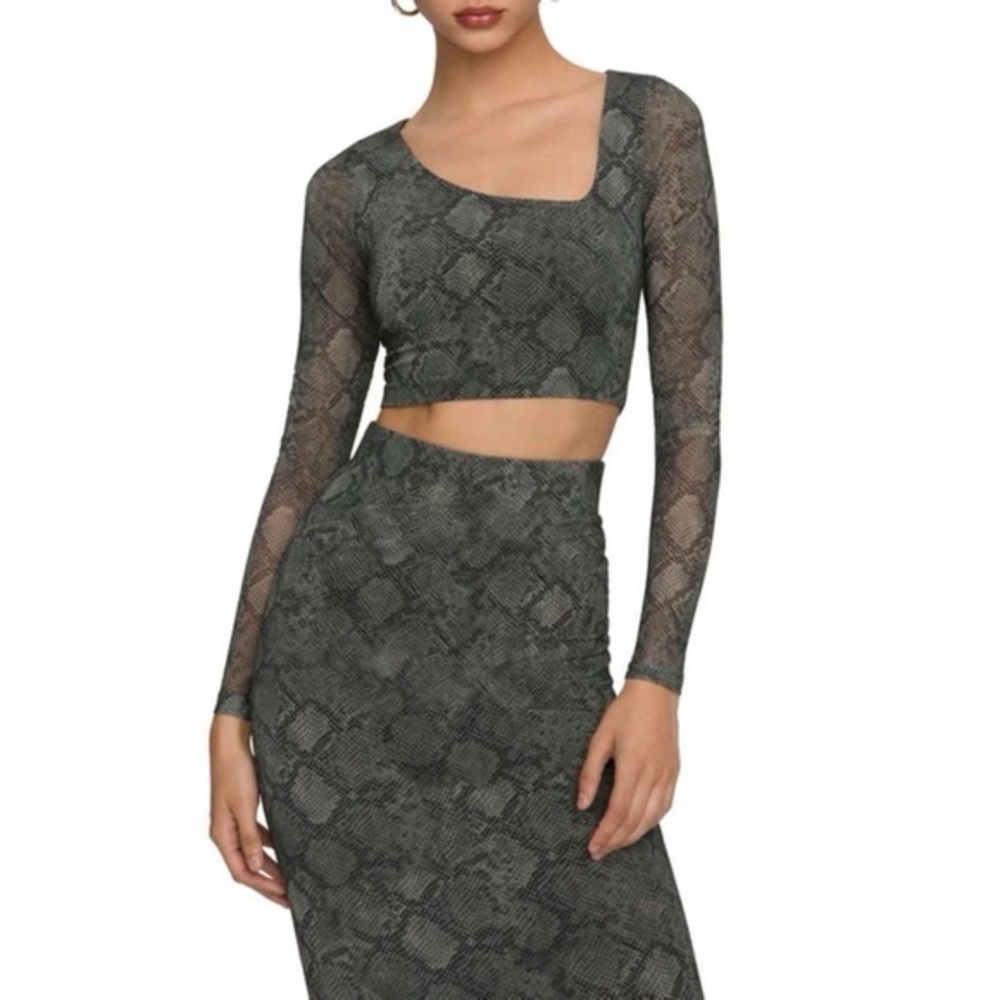 NEW Good American Skirt SET Mesh Midi Length Skirt & Mesh Crop Top Snake Print